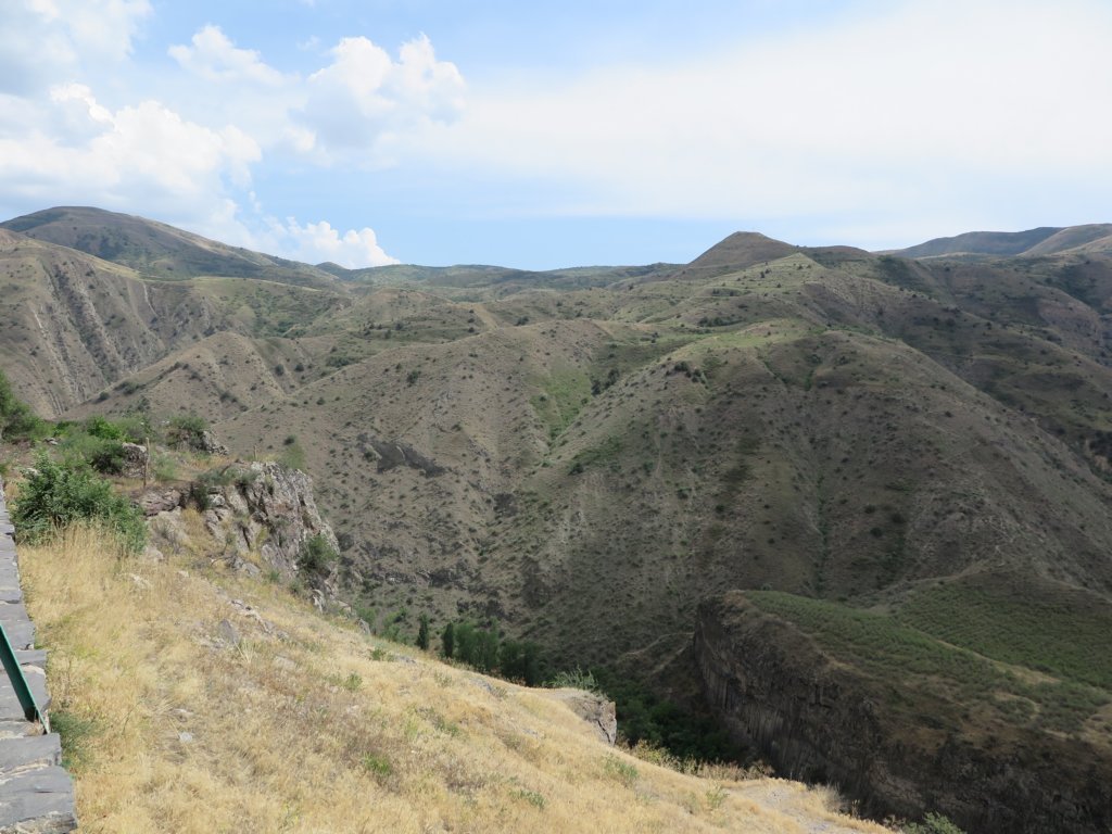 pagantempleofgarni13.jpg