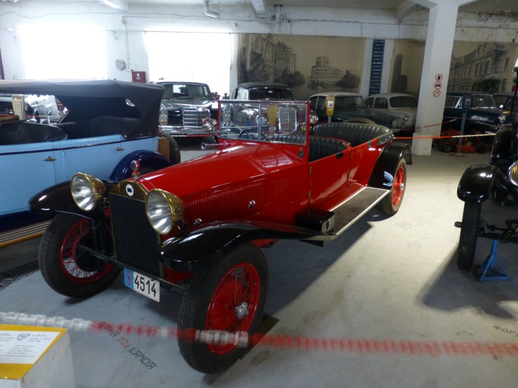 lancia.jpg
