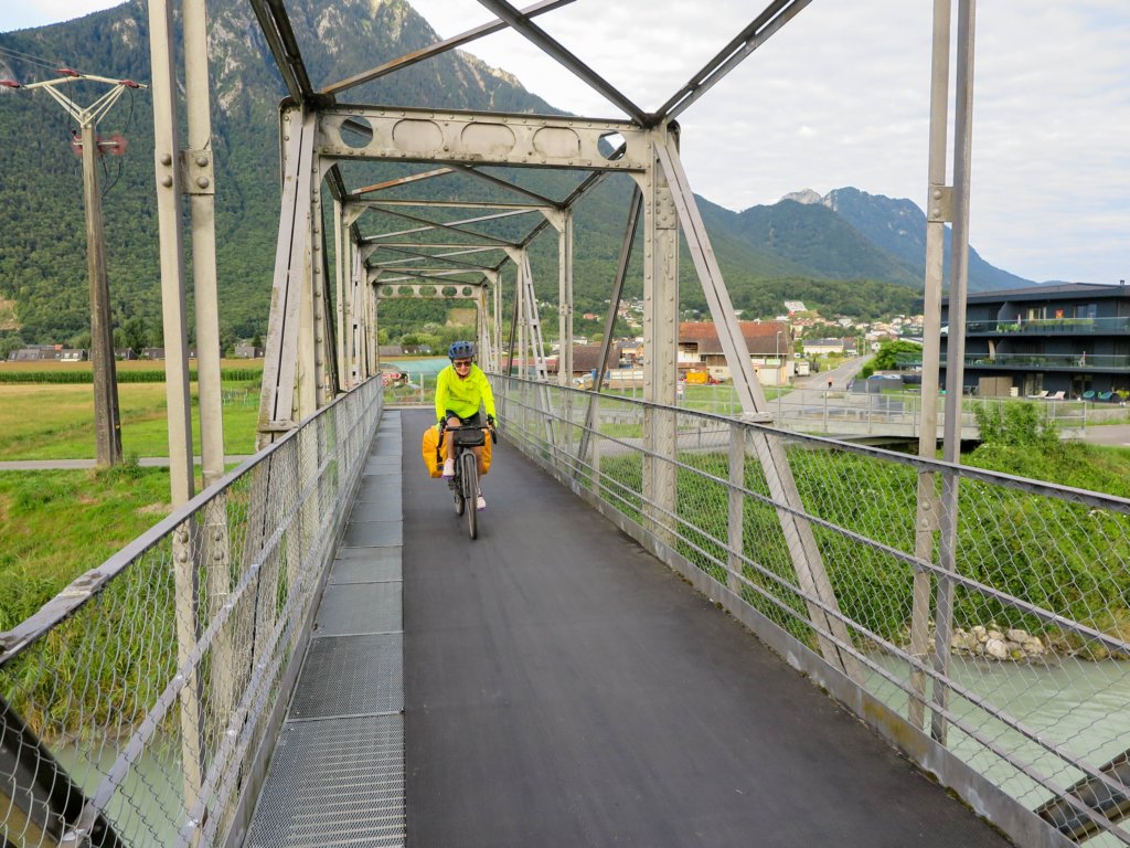 photo4.jpg