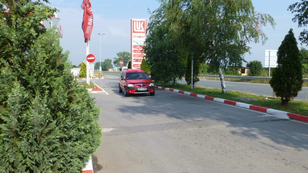 photo2.jpg