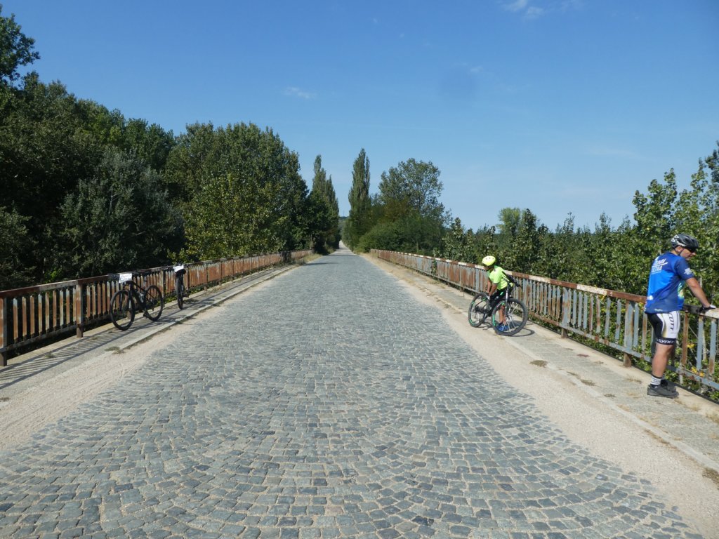 photo13.jpg