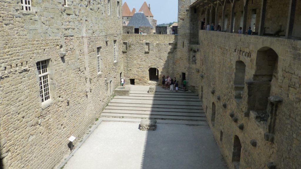 lechateaucomtal7.jpg