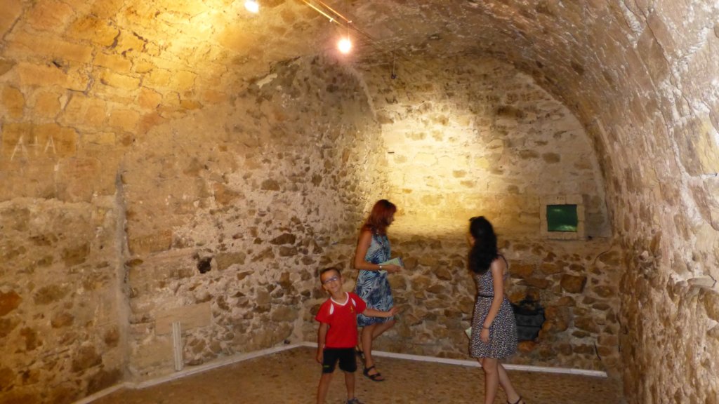 photo13.jpg
