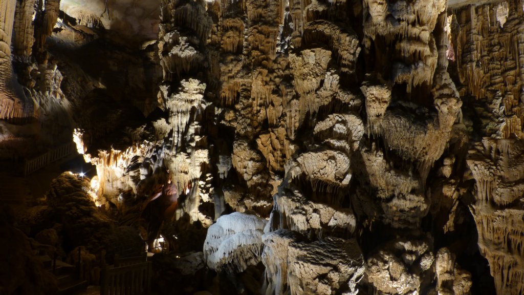 lagrottedesdemoiselles57.jpg