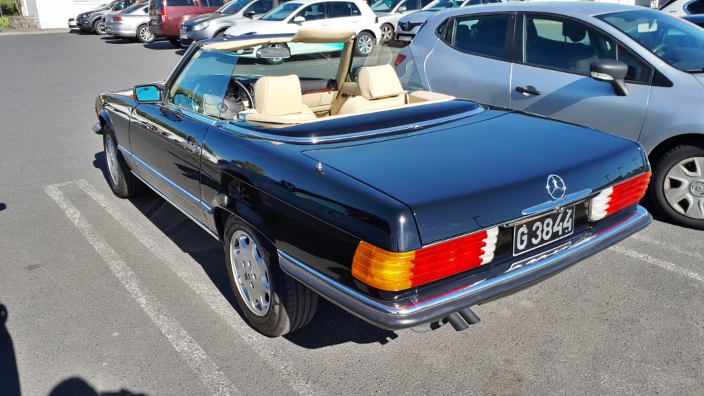 mercedesroadster.jpg
