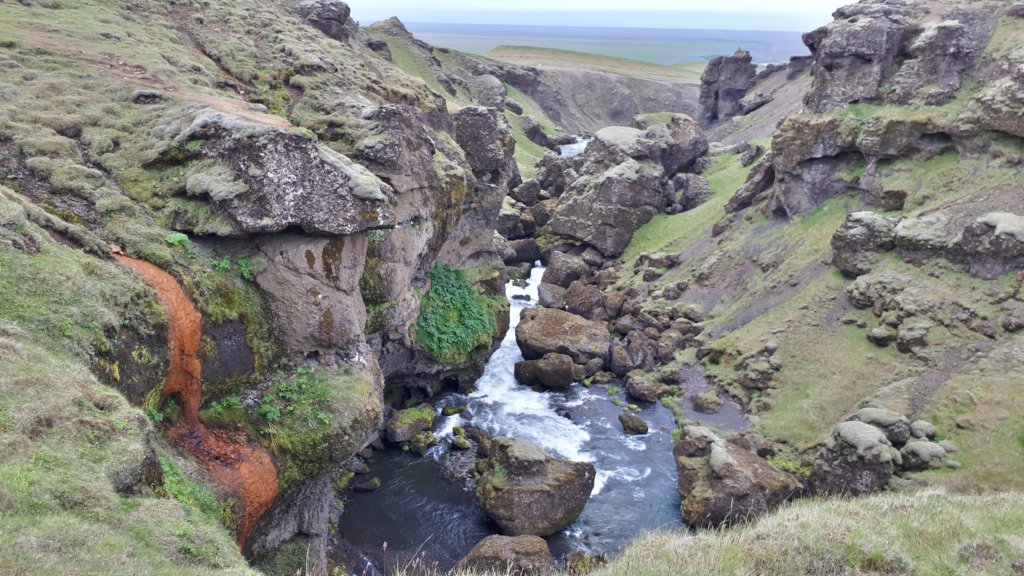 skogarivertrailpath24.jpg