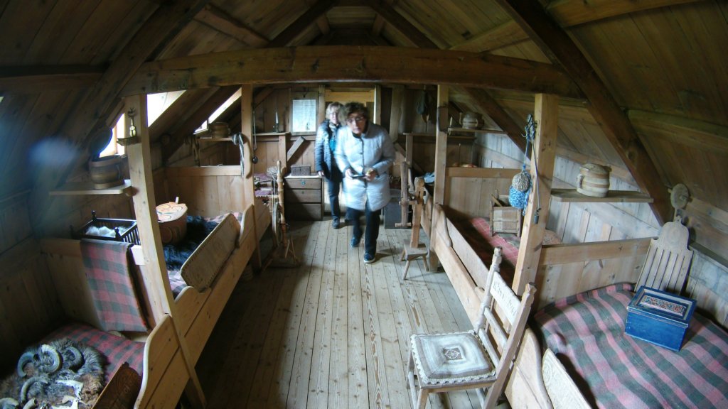 glaumbr36.jpg
