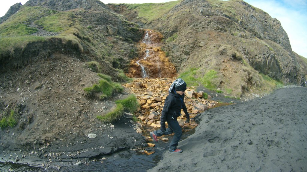 hvitserkur17.jpg