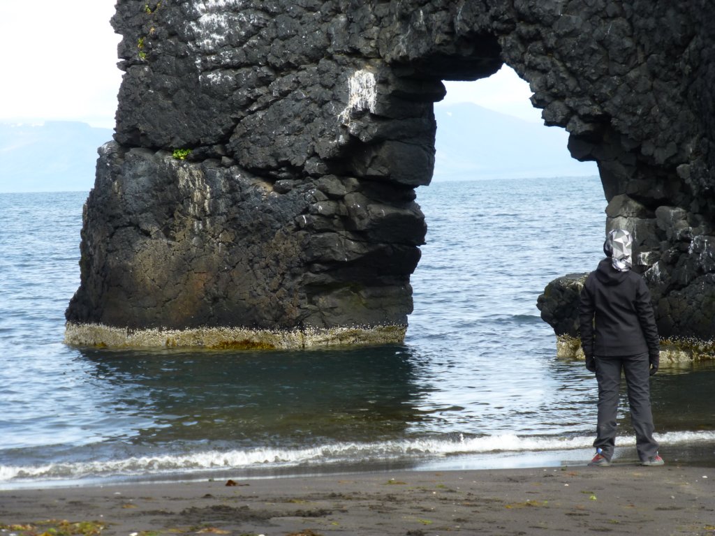hvitserkur25.jpg