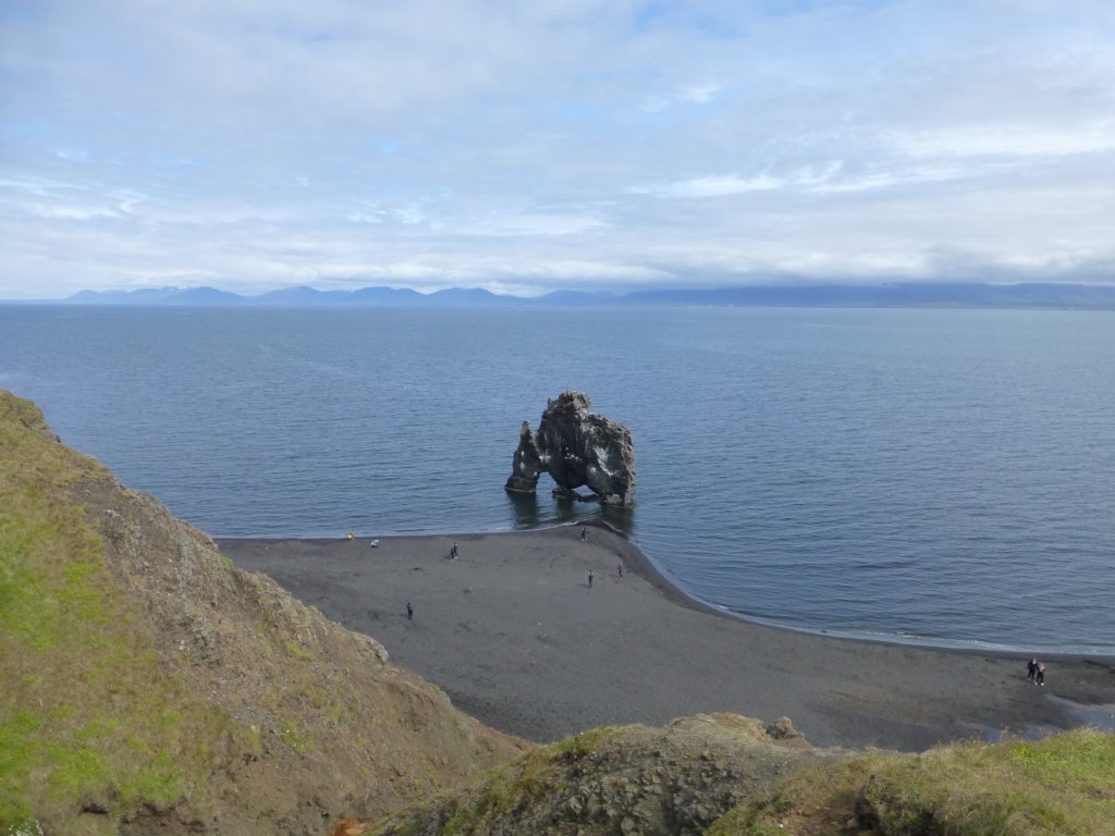 hvitserkur7.jpg