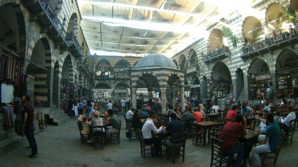 hasanpasahani2.jpg