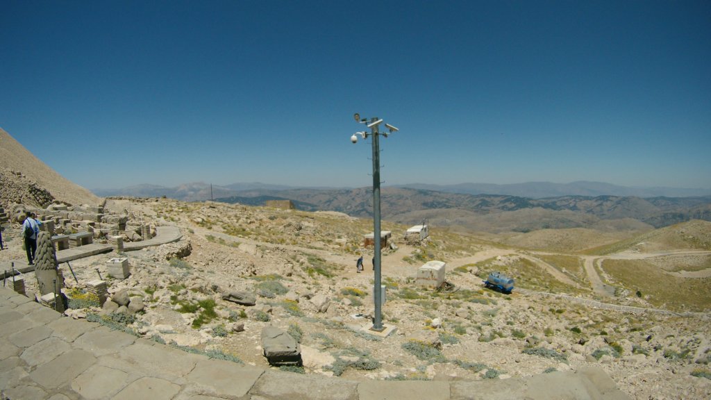 mountnemrut18.jpg