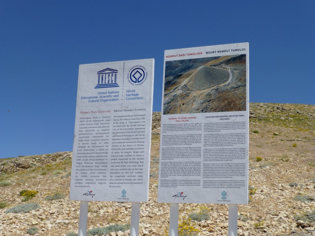 mountnemrut3.jpg