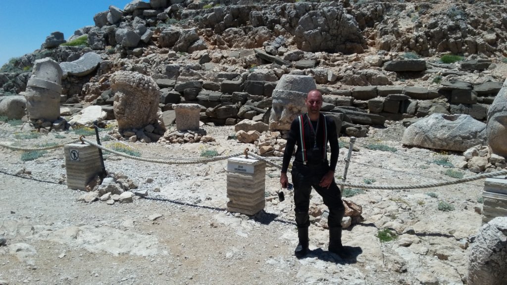 mountnemrut30.jpg