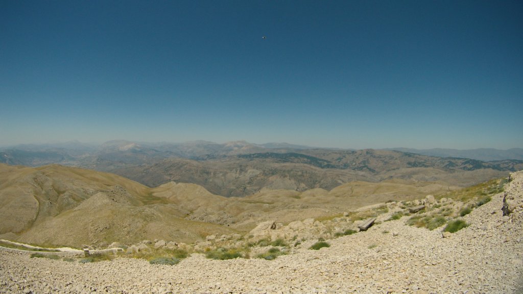 mountnemrut42.jpg
