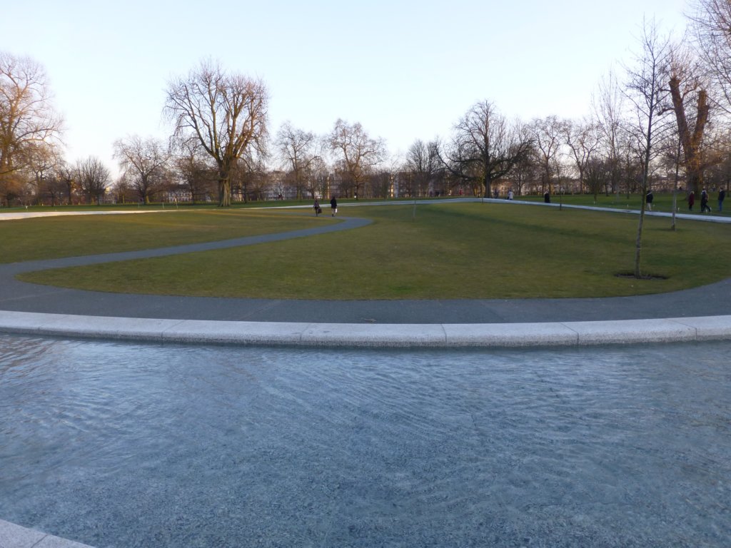 hydepark16.jpg