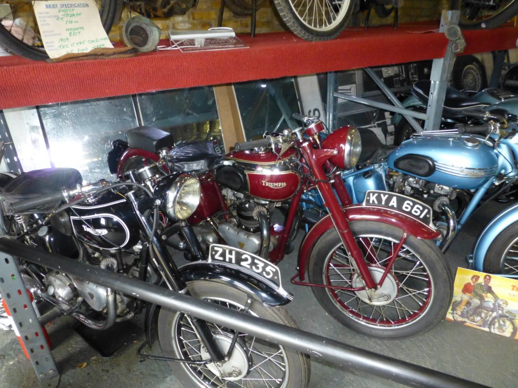 londonmotorcyclemuseumtriumph.jpg