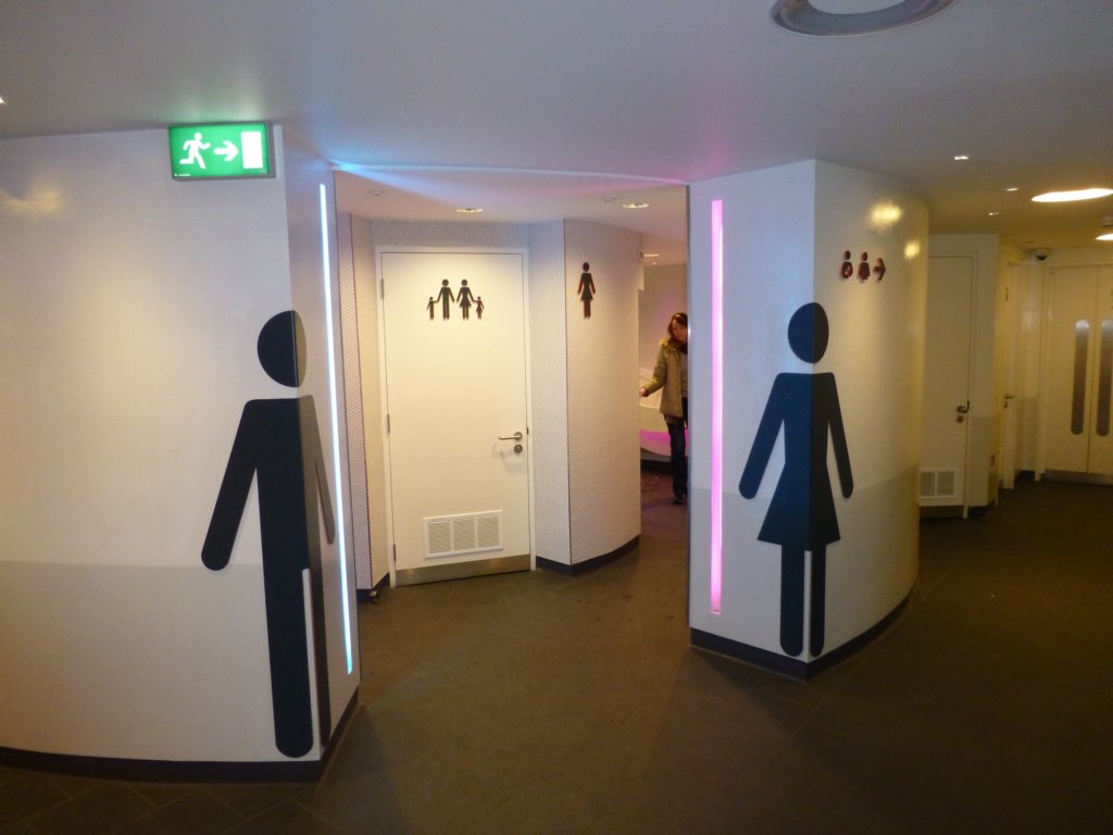 wc.jpg