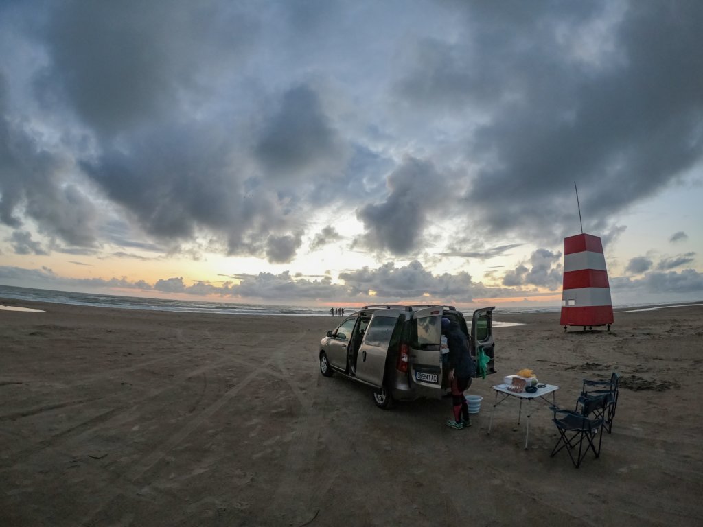 tornbystrand14.jpg