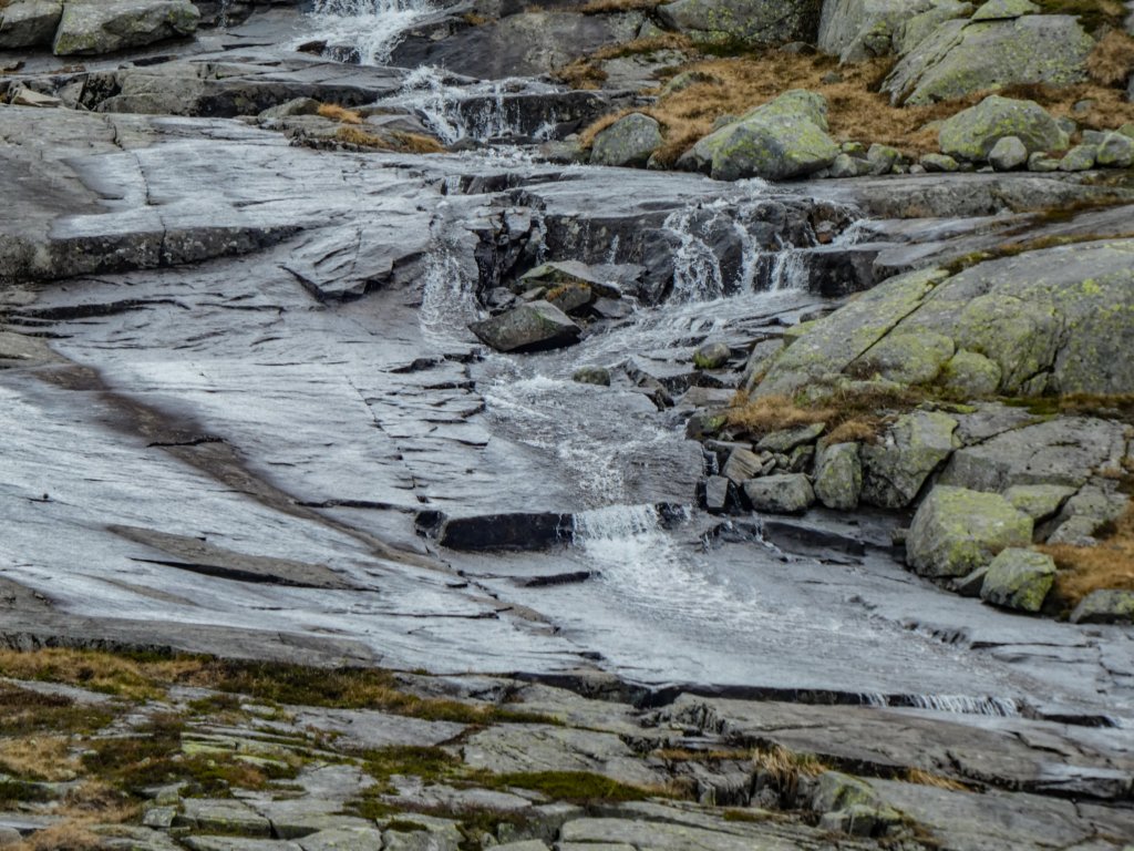 trolltunga12.jpg