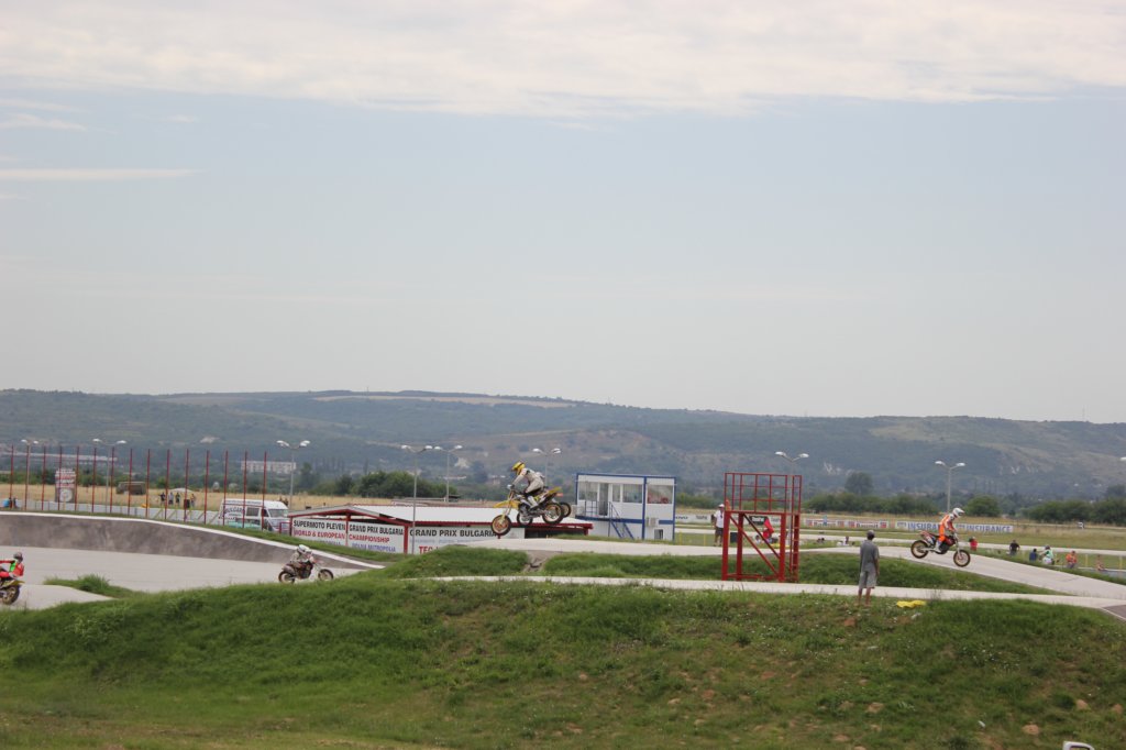 photo8.jpg