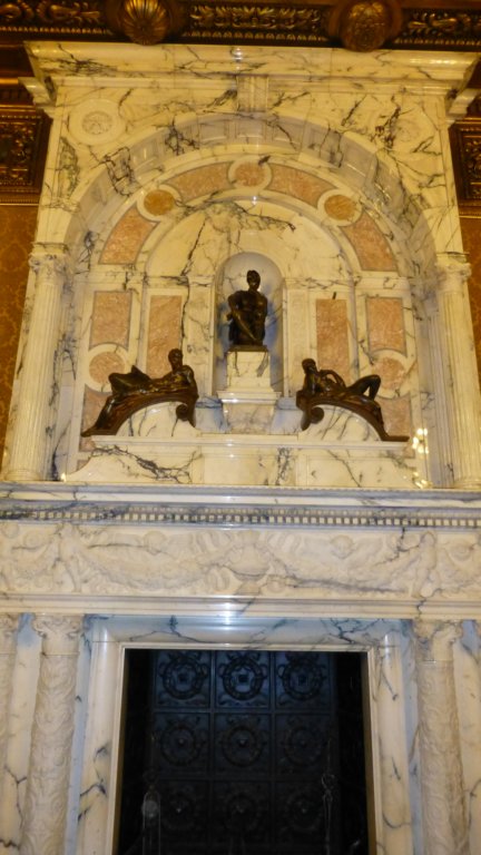 castelulpeles93.jpg