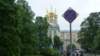 photo3_small.jpg