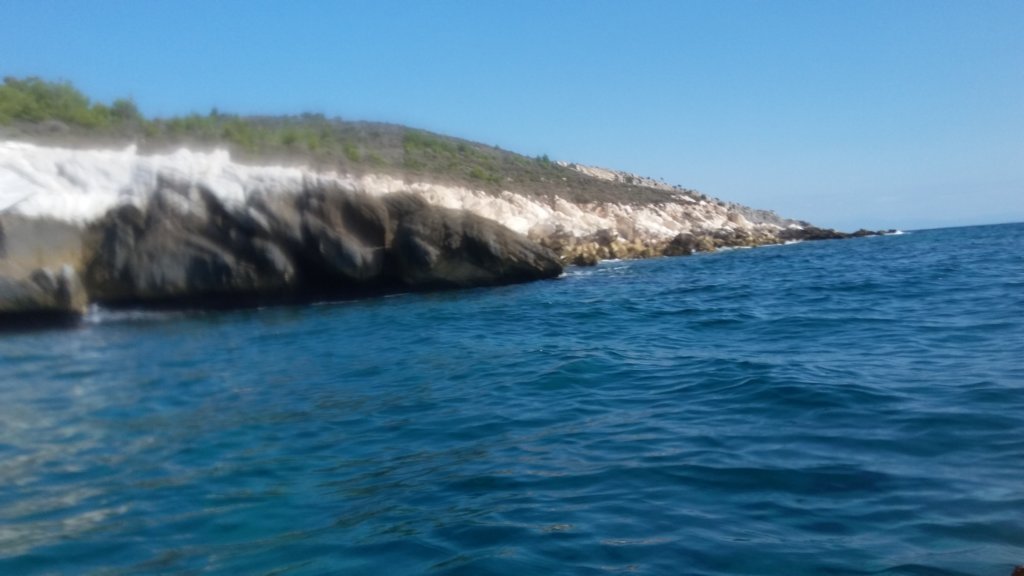 vathybeach22.jpg
