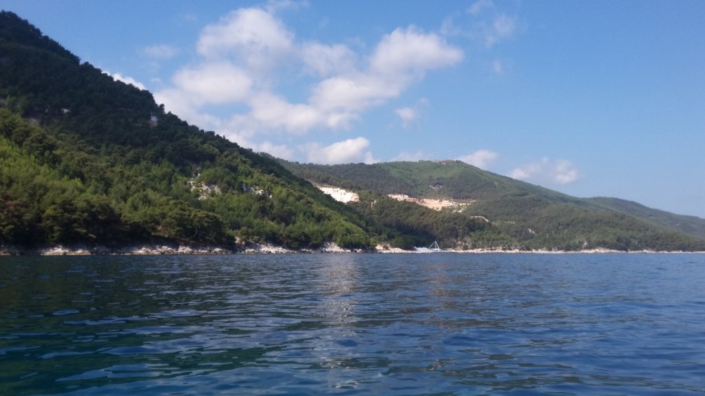 vathybeach32.jpg