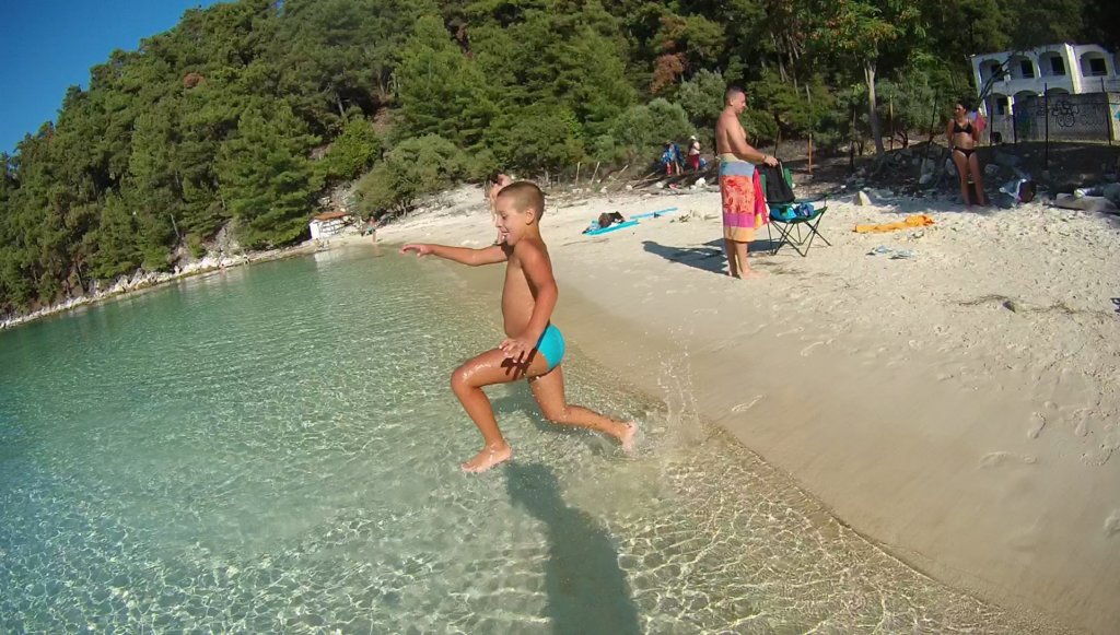 vathybeach70.jpg