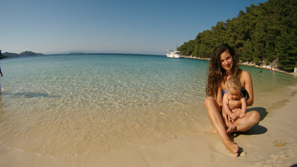 vathybeach73.jpg