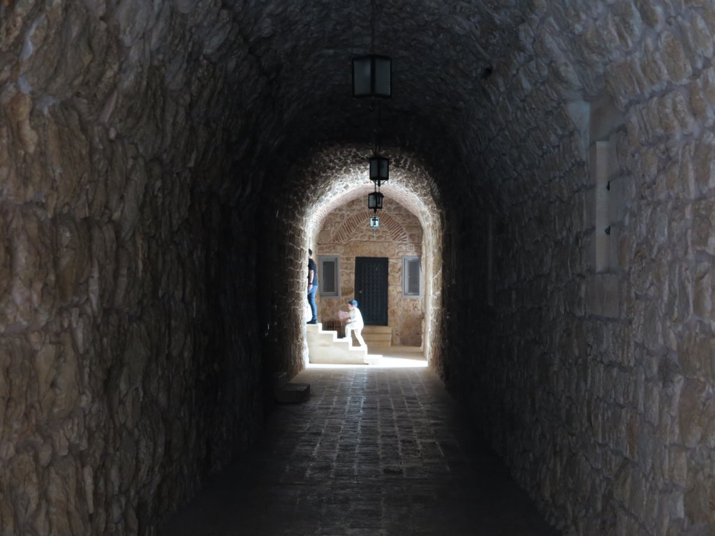 photo32.jpg