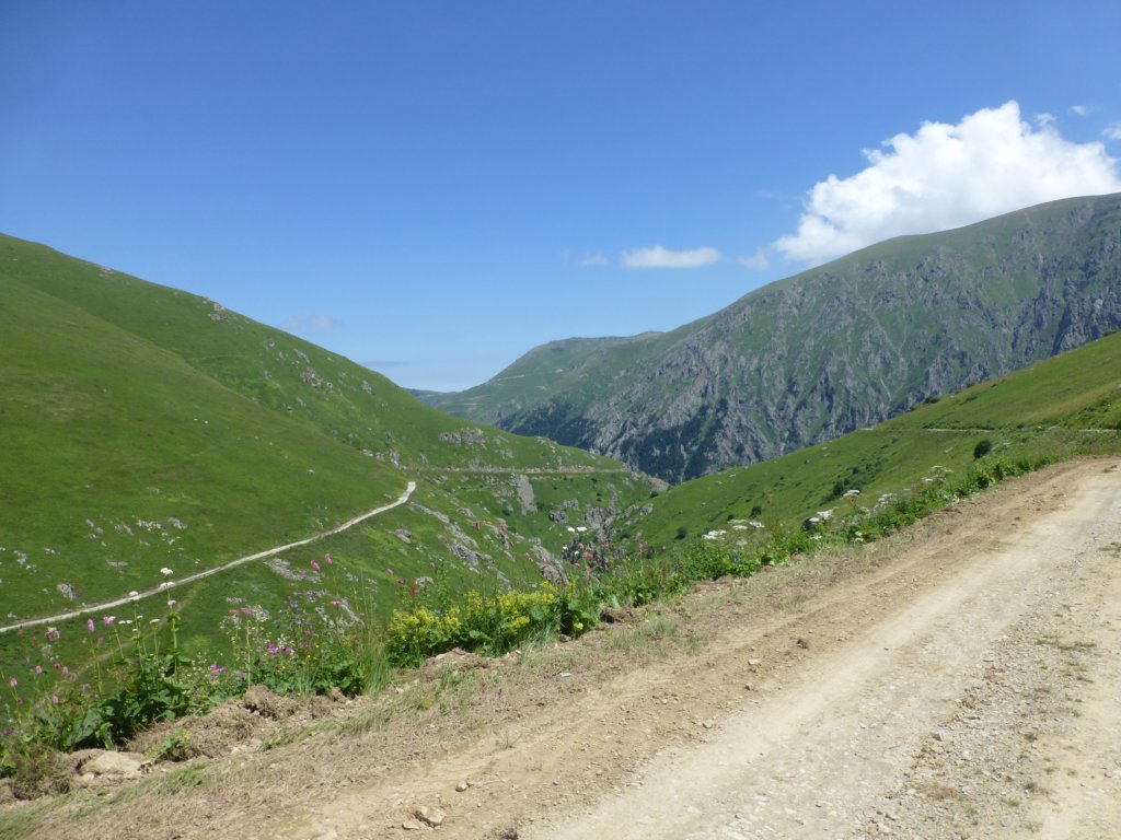 bayburtofyolud91515.jpg