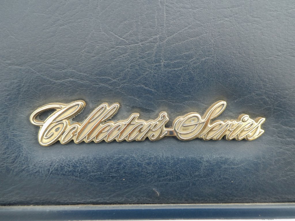 lincolncontinentalmark57911.jpg