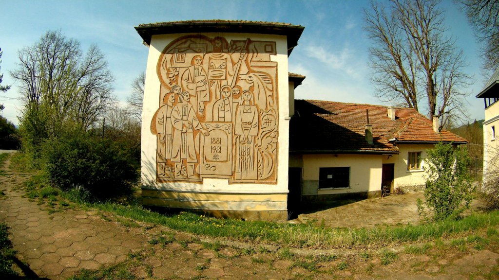 photo8.jpg